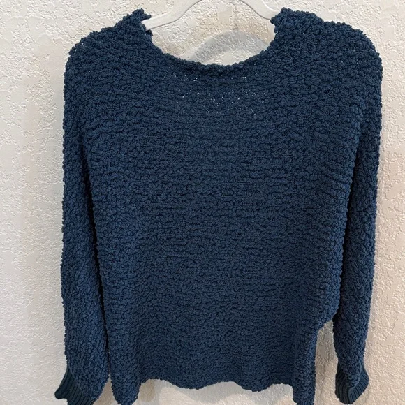 Women's Altar'd State Blue Nubby Textured Sweater, Size Medium - Picture 9 of 10